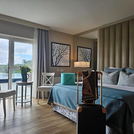 Moycarn Lodge & Marina Балинаслоу Екстериор снимка